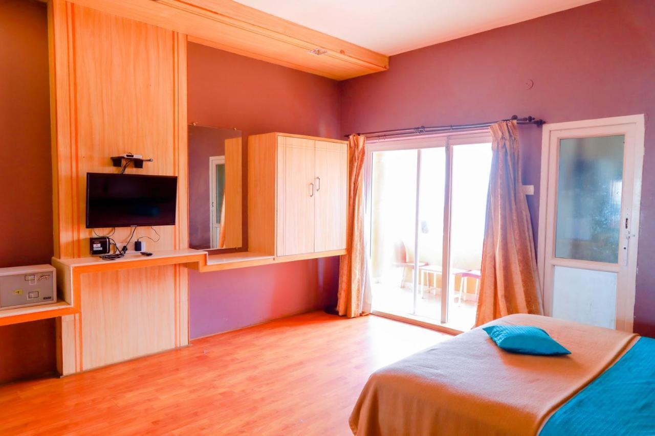 Hotel Jk Grand Yercaud Eksteriør bilde