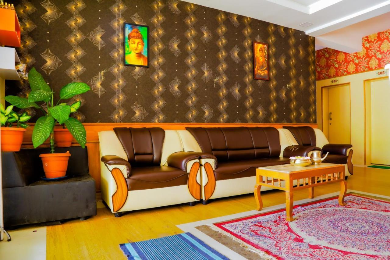 Hotel Jk Grand Yercaud Eksteriør bilde